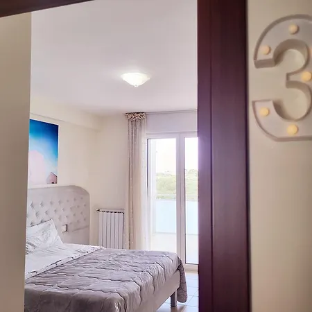 瓦塔纳机场住宿加早餐旅馆 住宿加早餐酒店